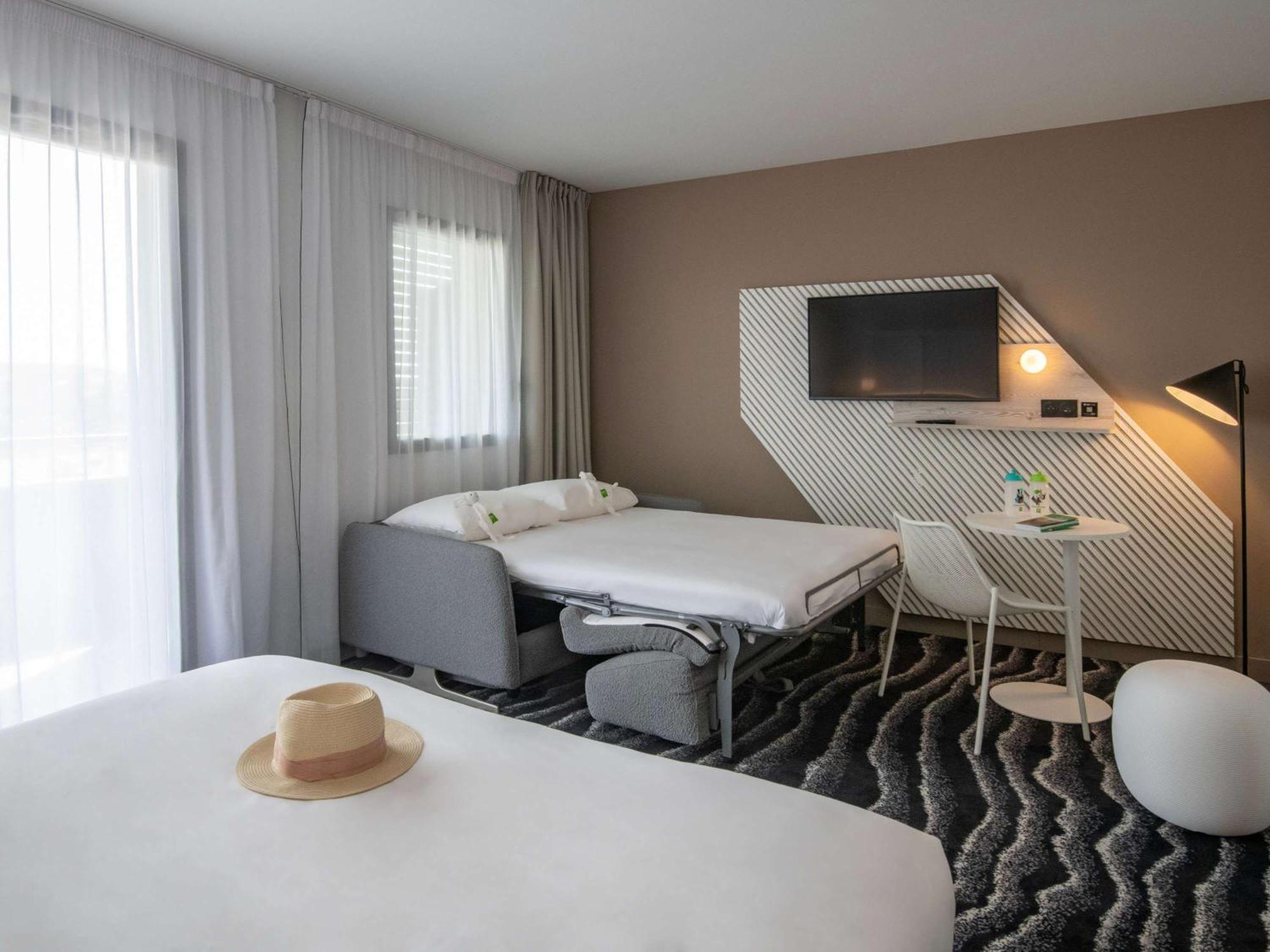 Отель Ibis Styles Porto Vecchio Экстерьер фото