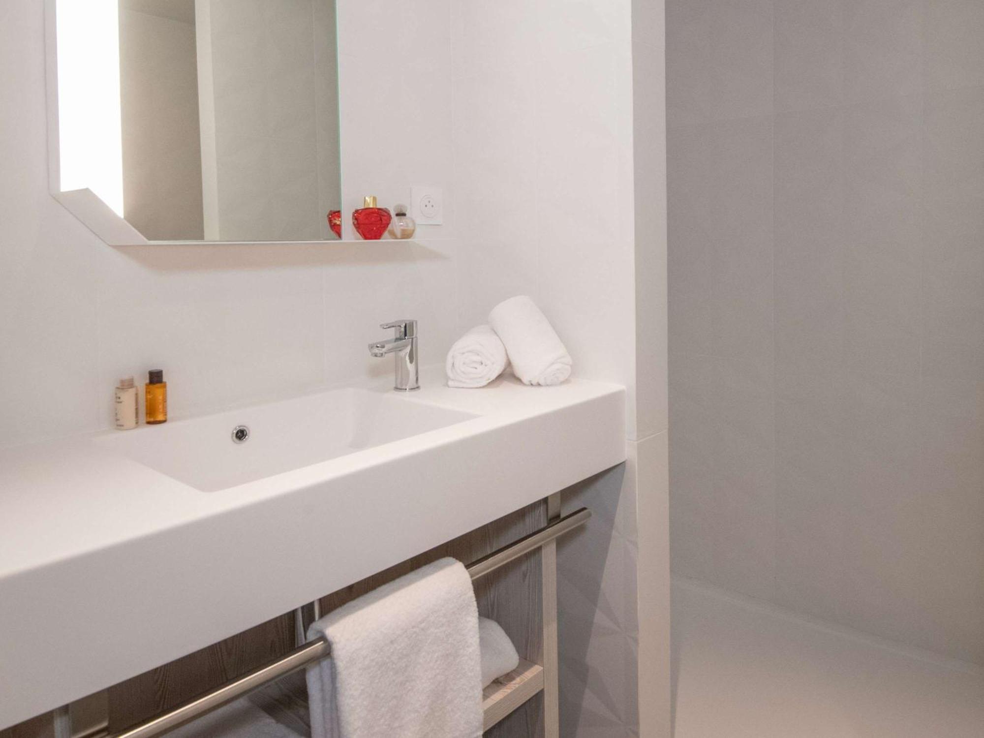 Отель Ibis Styles Porto Vecchio Экстерьер фото