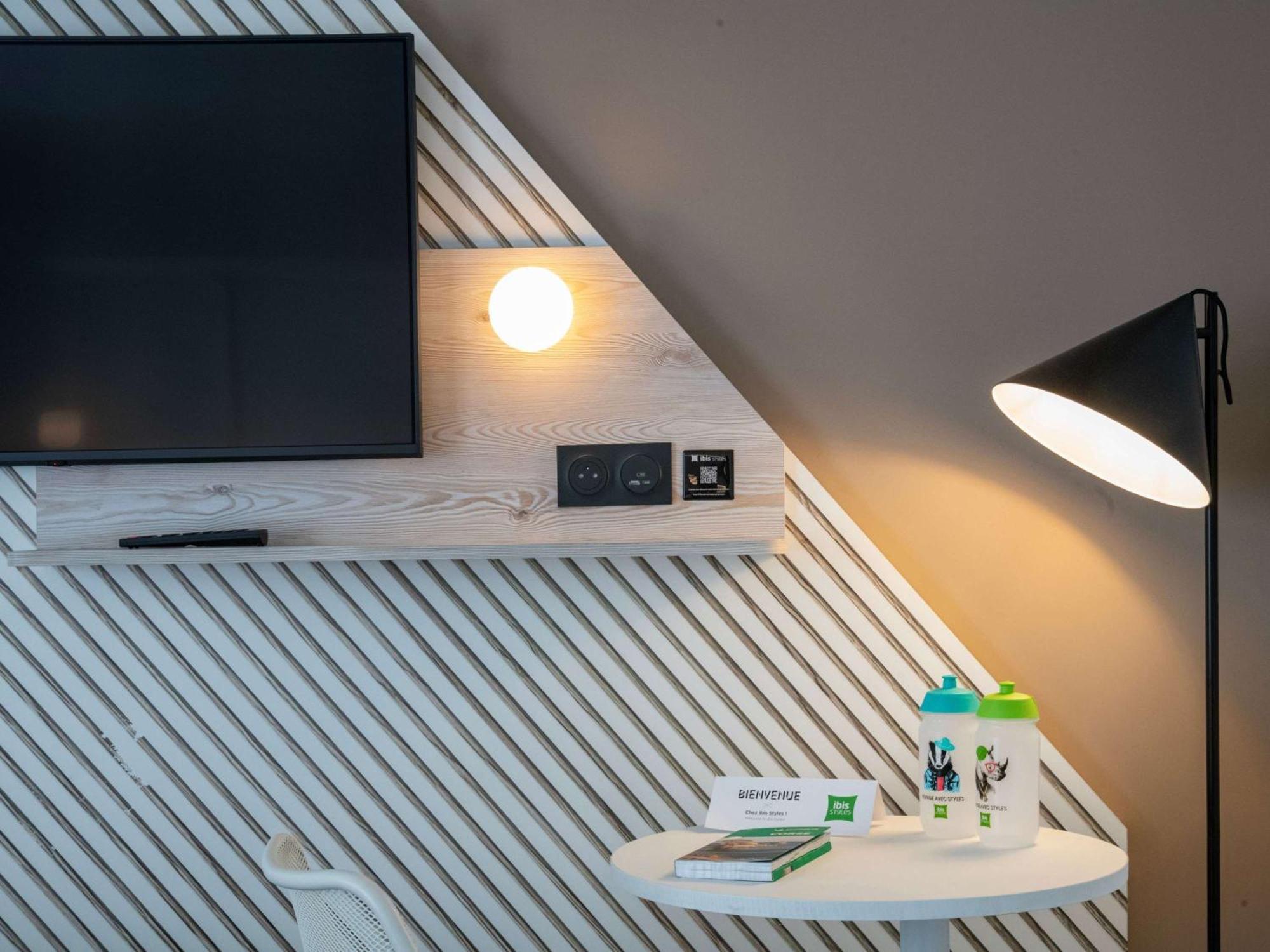 Отель Ibis Styles Porto Vecchio Экстерьер фото
