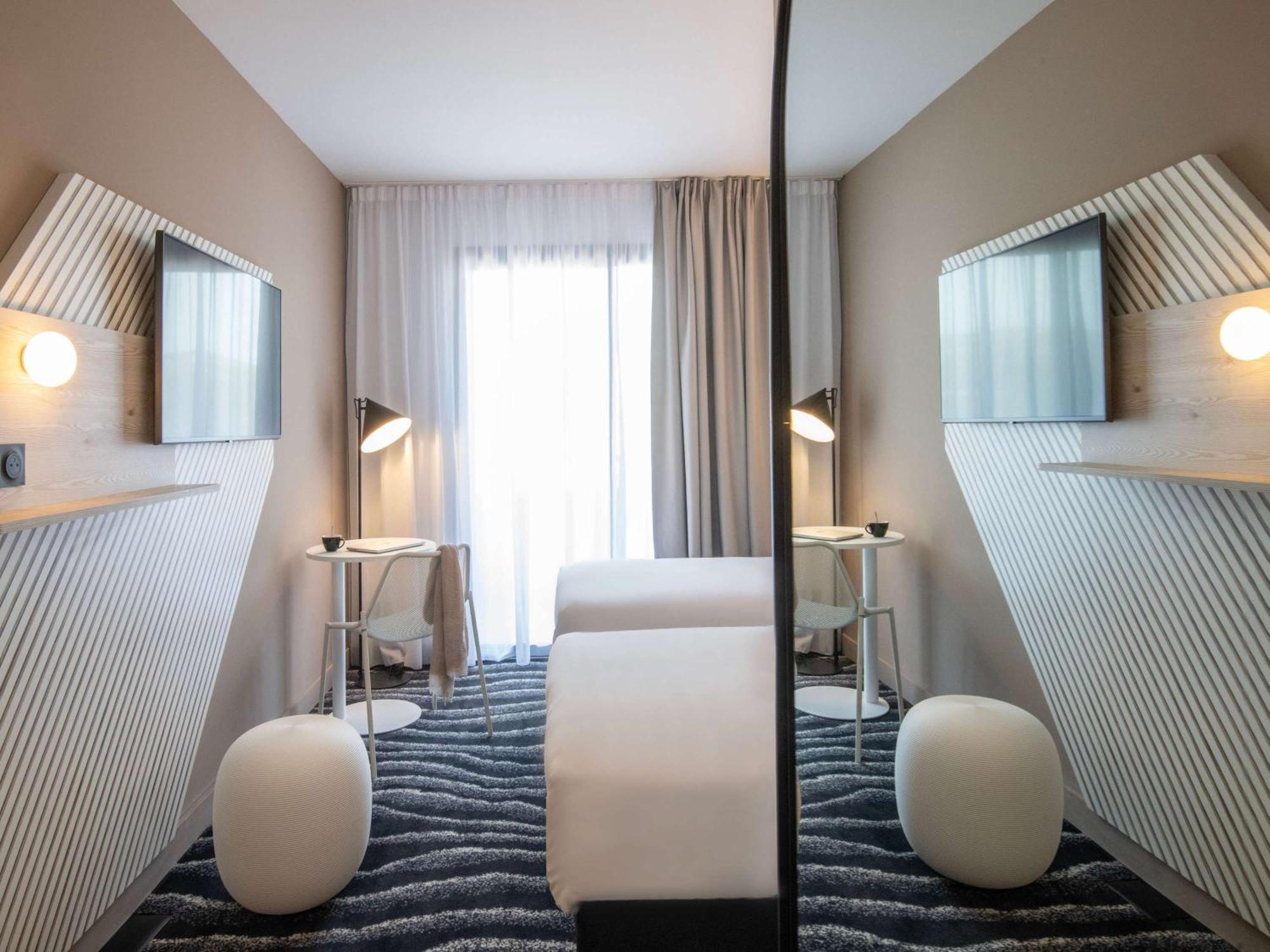 Отель Ibis Styles Porto Vecchio Экстерьер фото