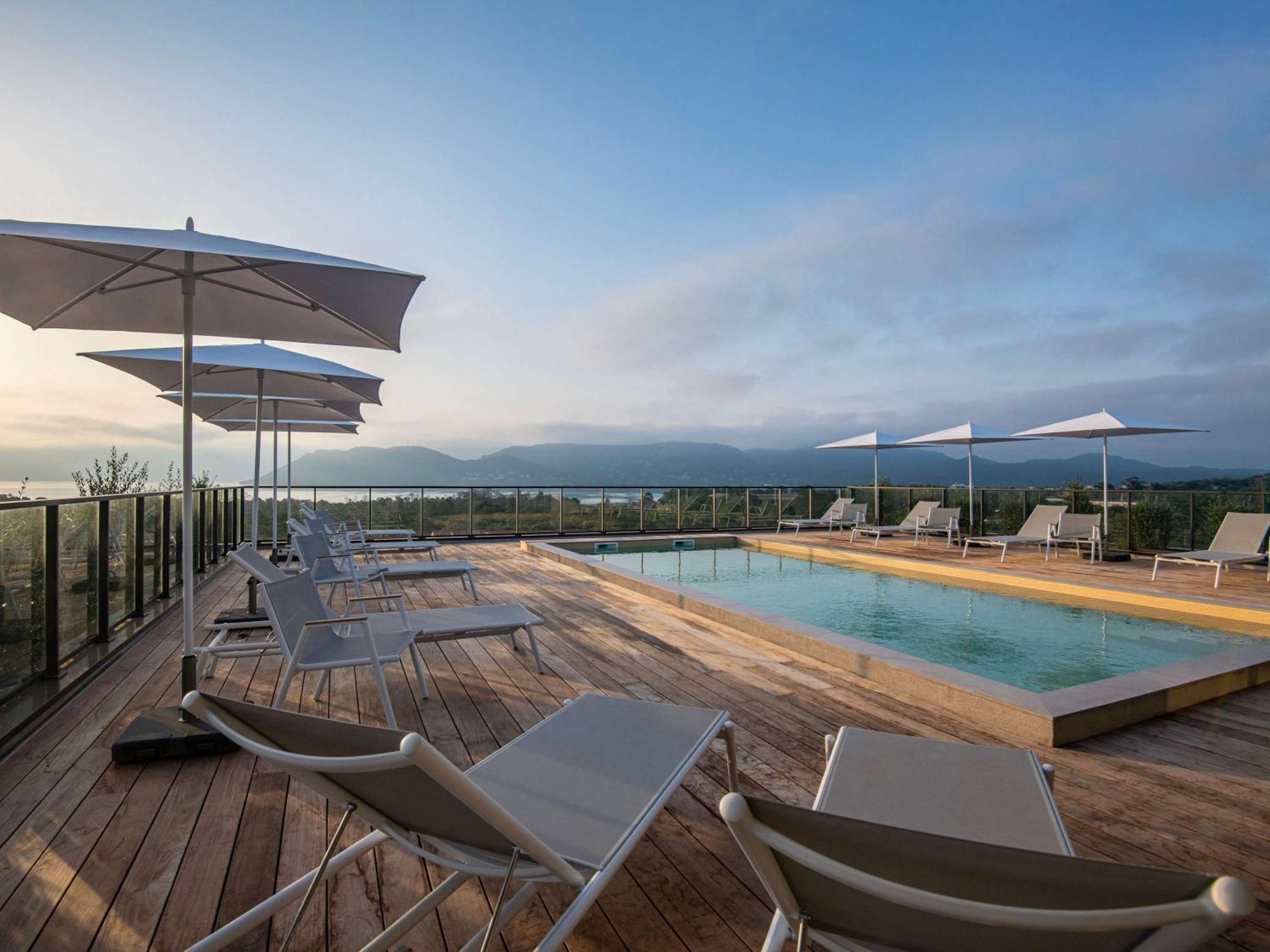 Отель Ibis Styles Porto Vecchio Экстерьер фото
