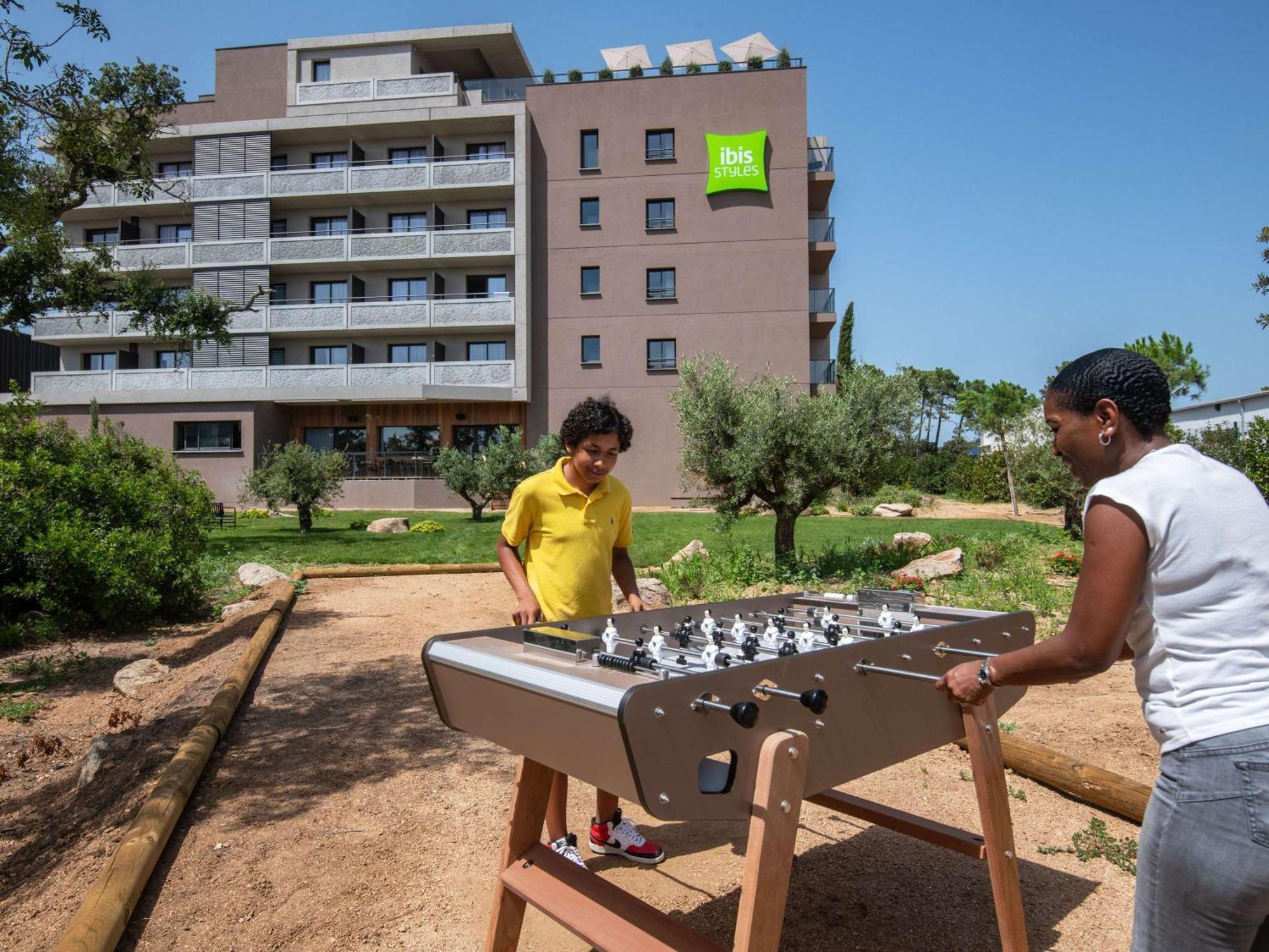Отель Ibis Styles Porto Vecchio Экстерьер фото