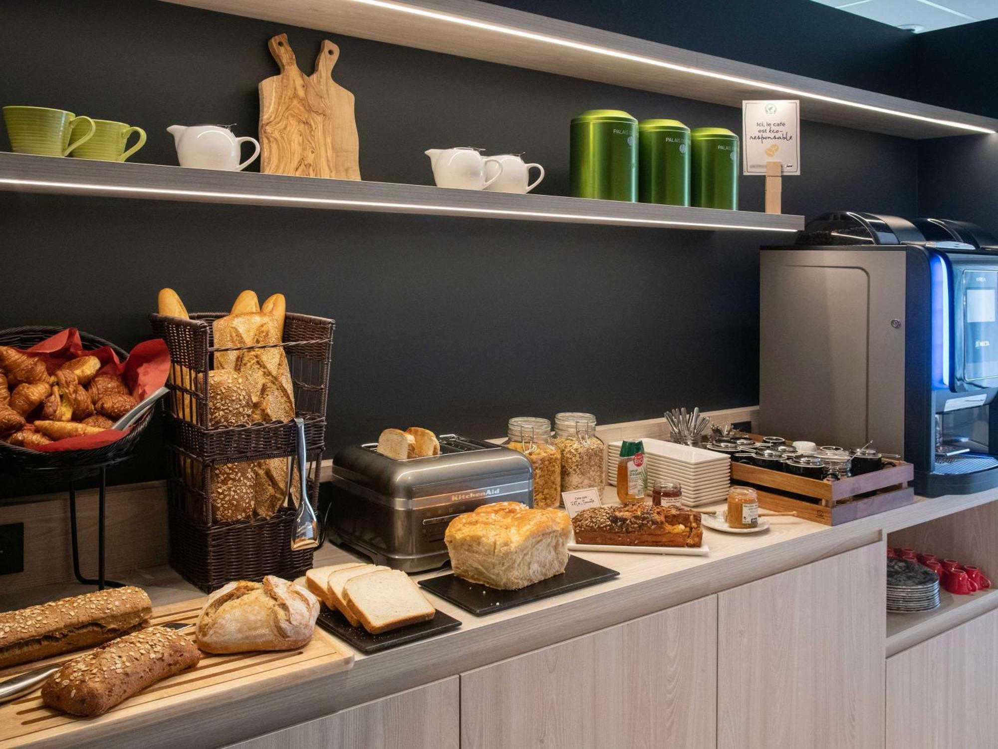 Отель Ibis Styles Porto Vecchio Экстерьер фото