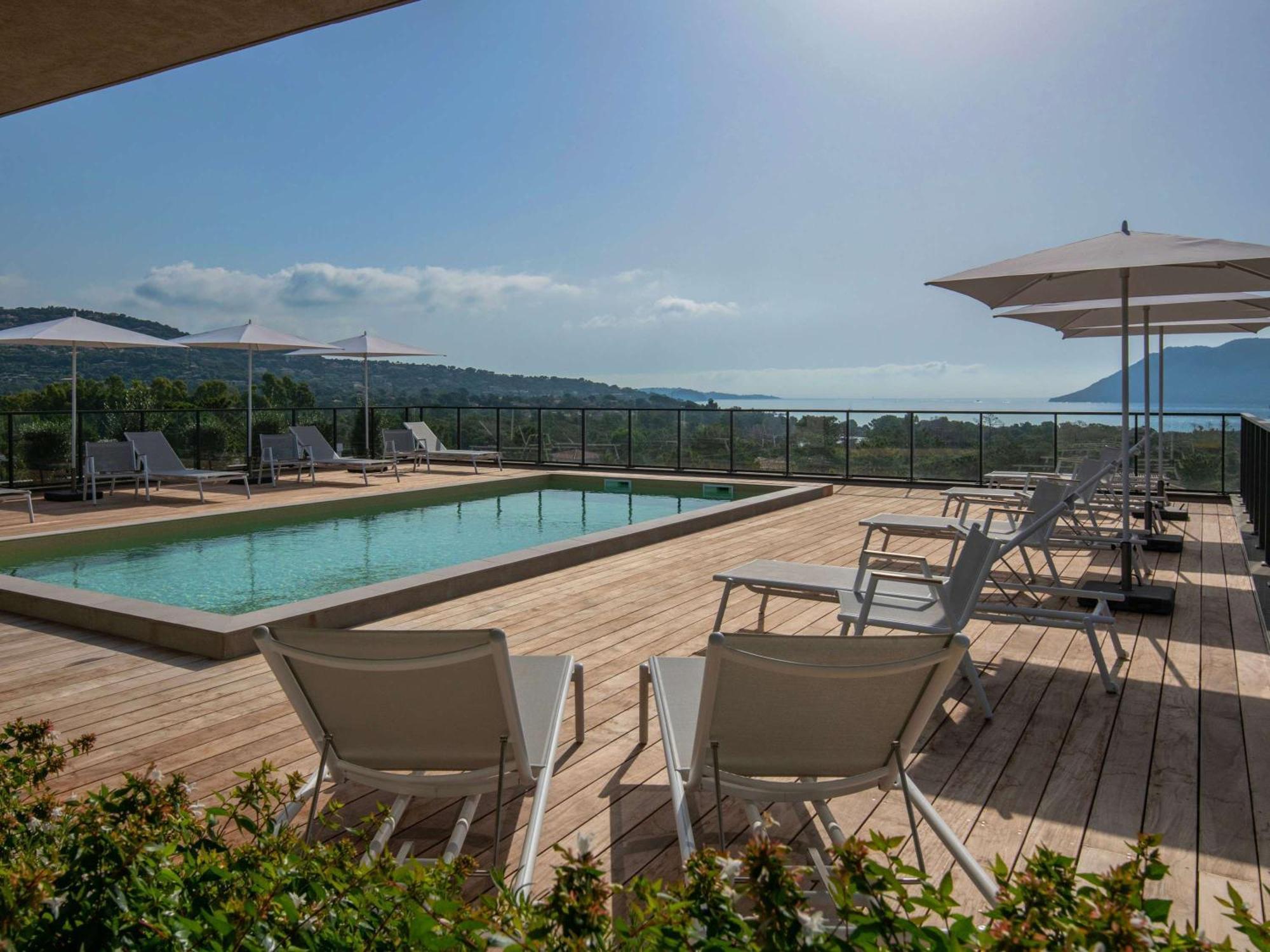 Отель Ibis Styles Porto Vecchio Экстерьер фото