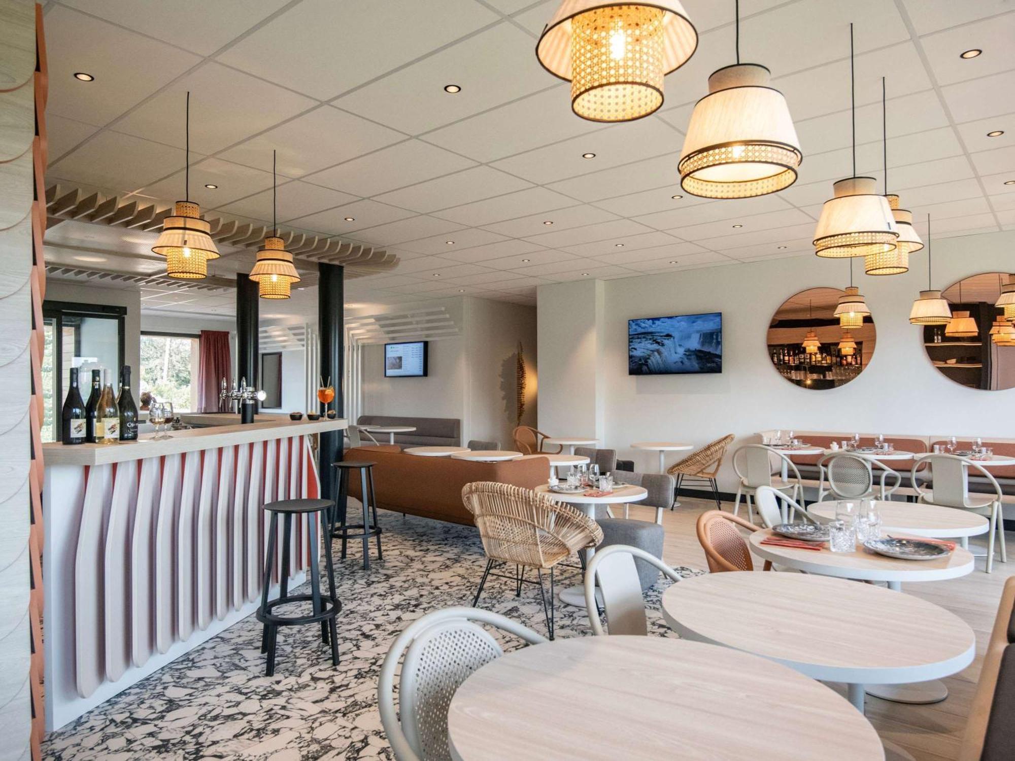 Отель Ibis Styles Porto Vecchio Экстерьер фото